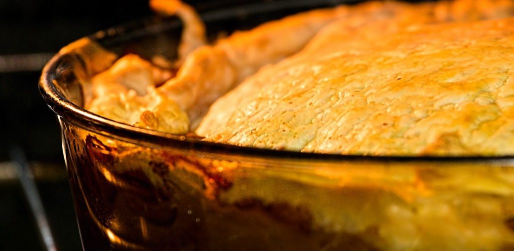 pie, meat pie, puff pastry